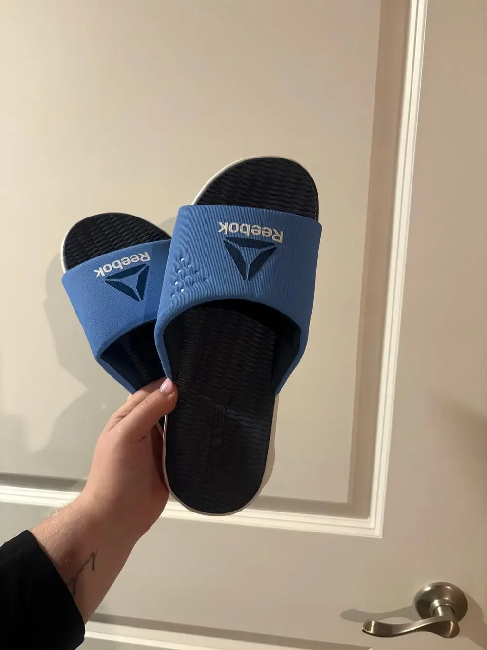 Reebok Men's Blue Cushioned Comfort Slip-On Slides Size 11